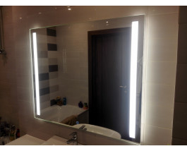 Зеркало с подсветкой для ванной комнаты Мессина 100х90 см